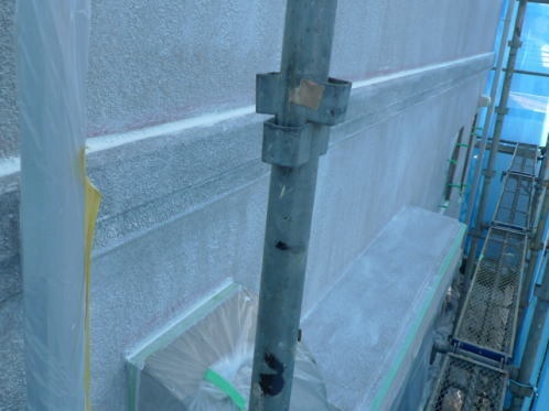 大成パルコンの外壁塗装・防水保護塗装工事33_下塗り塗装完了.jpg