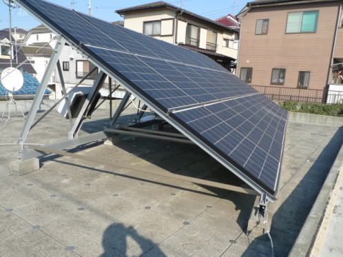 断熱ブロック上に設置された太陽光の載せ替えと防水工事 施工前.jpg